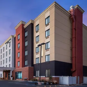 *** Hotel Fairfield & By Marriott Staten Island USA